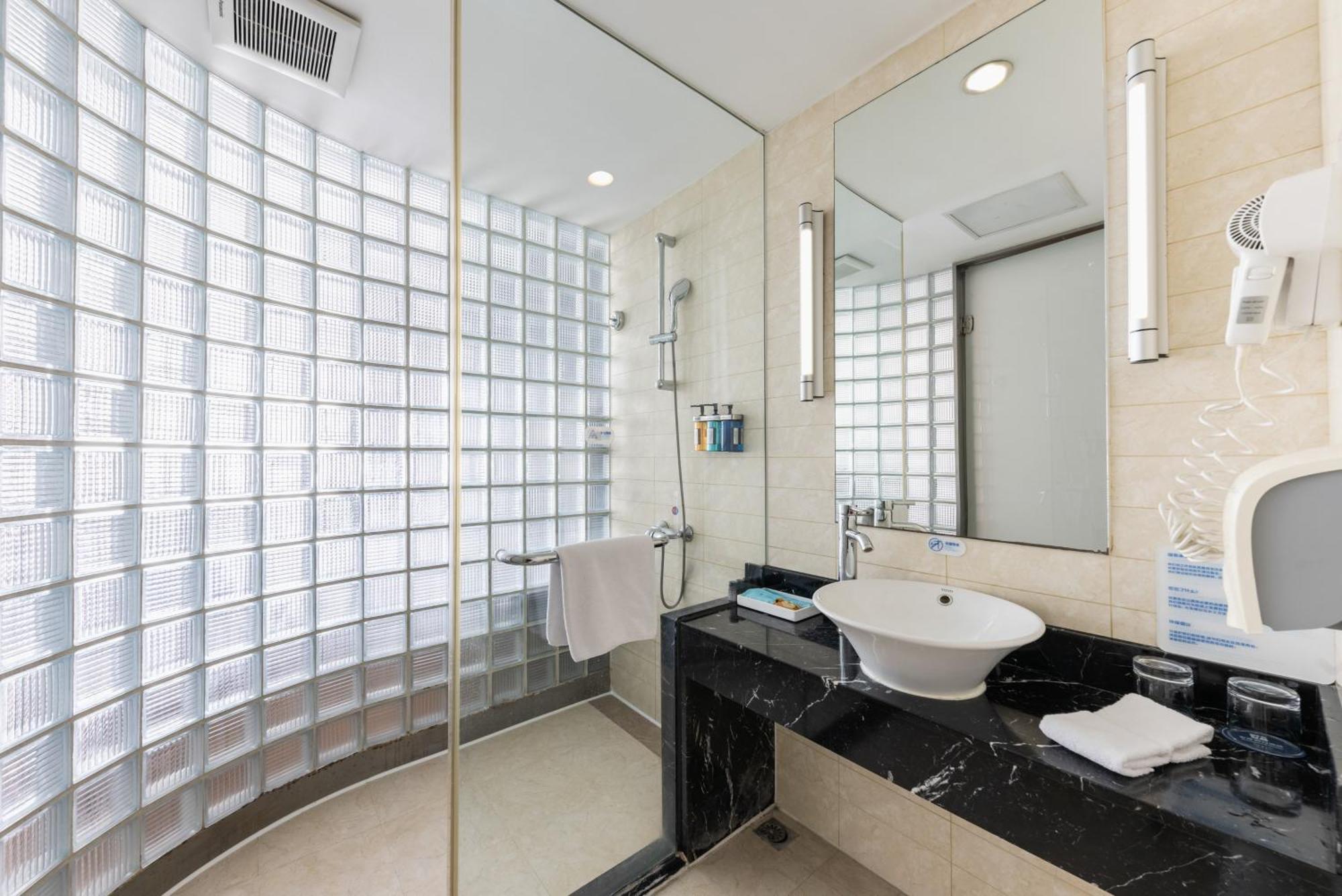 Holiday Inn Express Suzhou Changjiang By Ihg Exterior foto